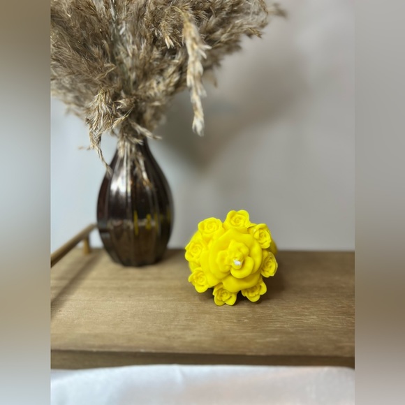 Rose Skull Head💀 Soy Wax Candle- Ocean Breeze Scent - Picture 5 of 5